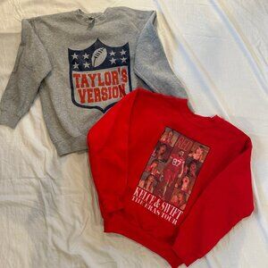 Taylor Swift + Travis Kelce Sweatshirt Set (Youth Medium – 2 Sweatshirts)